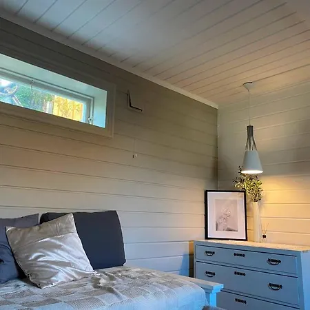 Cosy And Well-equipped With Free Parking Apartment *
