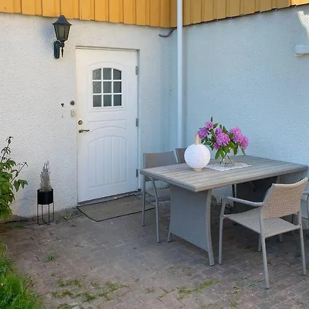 Apartment Cosy And Well-equipped With Free Parking